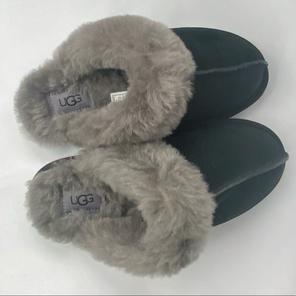 UGG Scuffette II Slipper - Picture 10 of 10